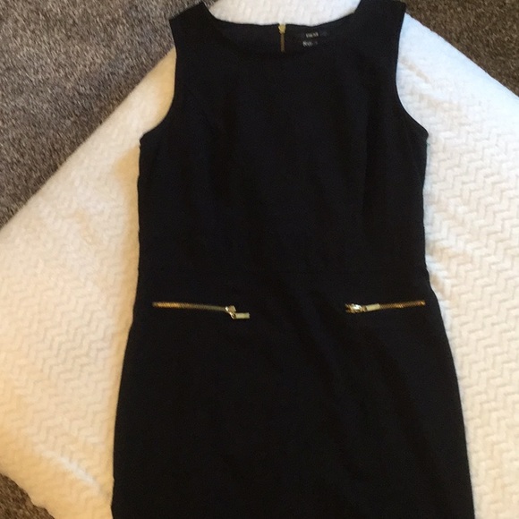 Style & Co. Dresses & Skirts - STYLE &Co Stretch dress size 10